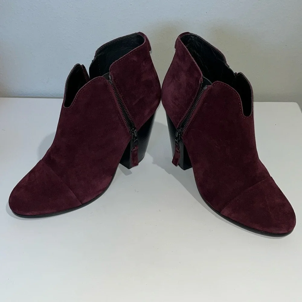 Rag & Bone‎ Women's Burgundy Margot Suede Leather Ankle Boots Sz 8.5 Zippers